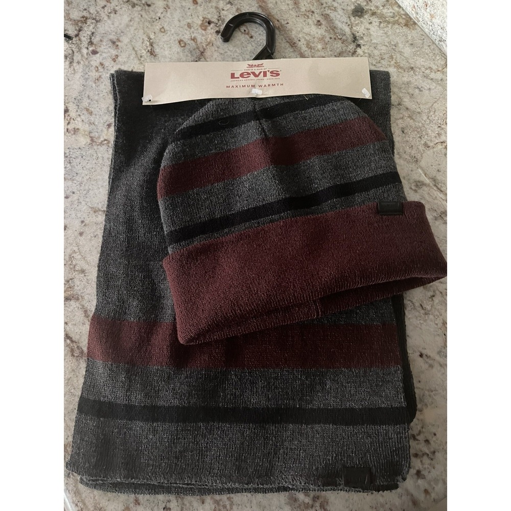 Levi's Men's Hat and Scarf Set New